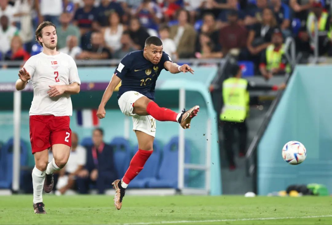 中场方面 中场方面